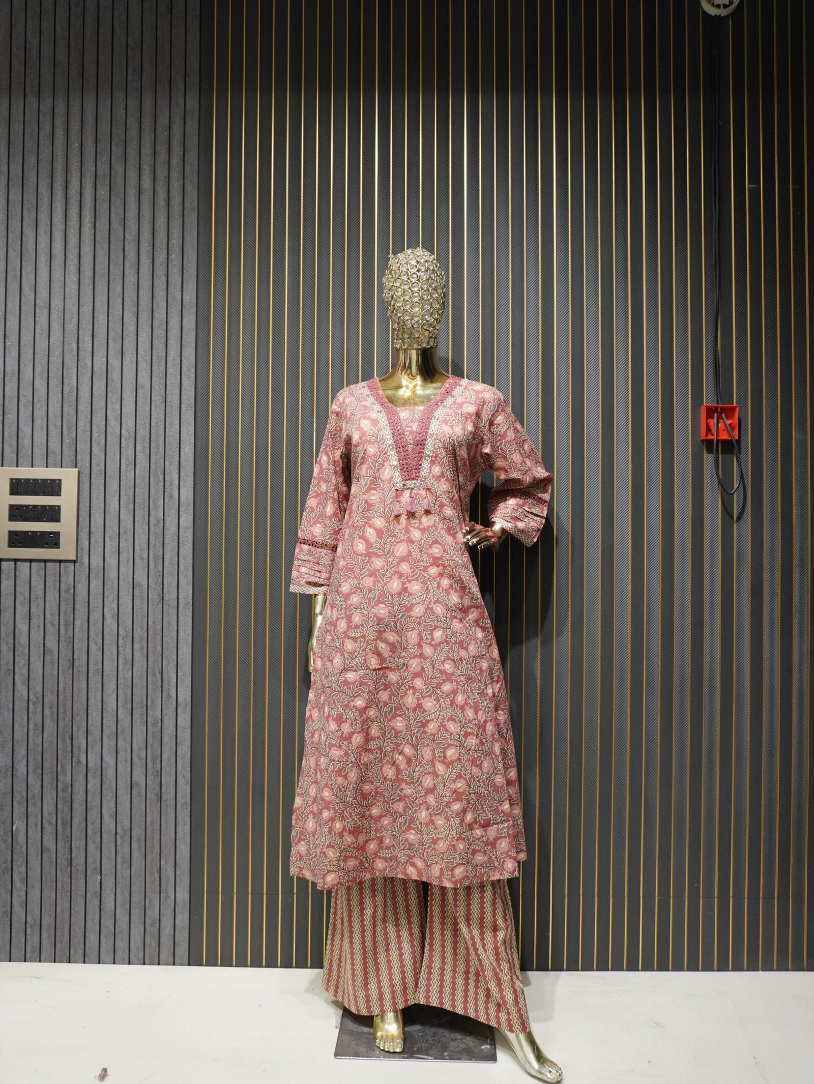 Printed Kurti Set with Dupatta (Dusty Pink)