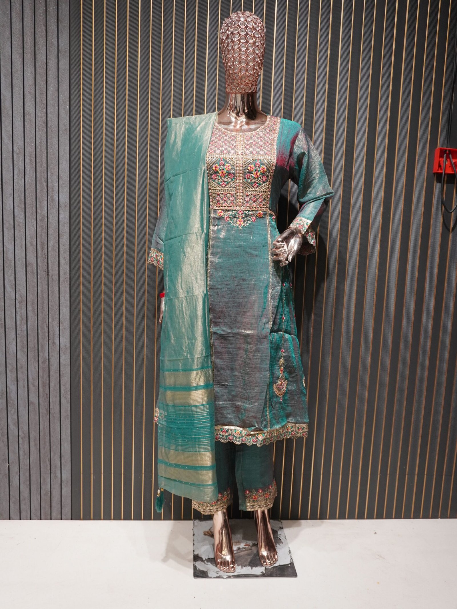 Simar Silk Kurta Pant Dupatta Set (Teal Green)