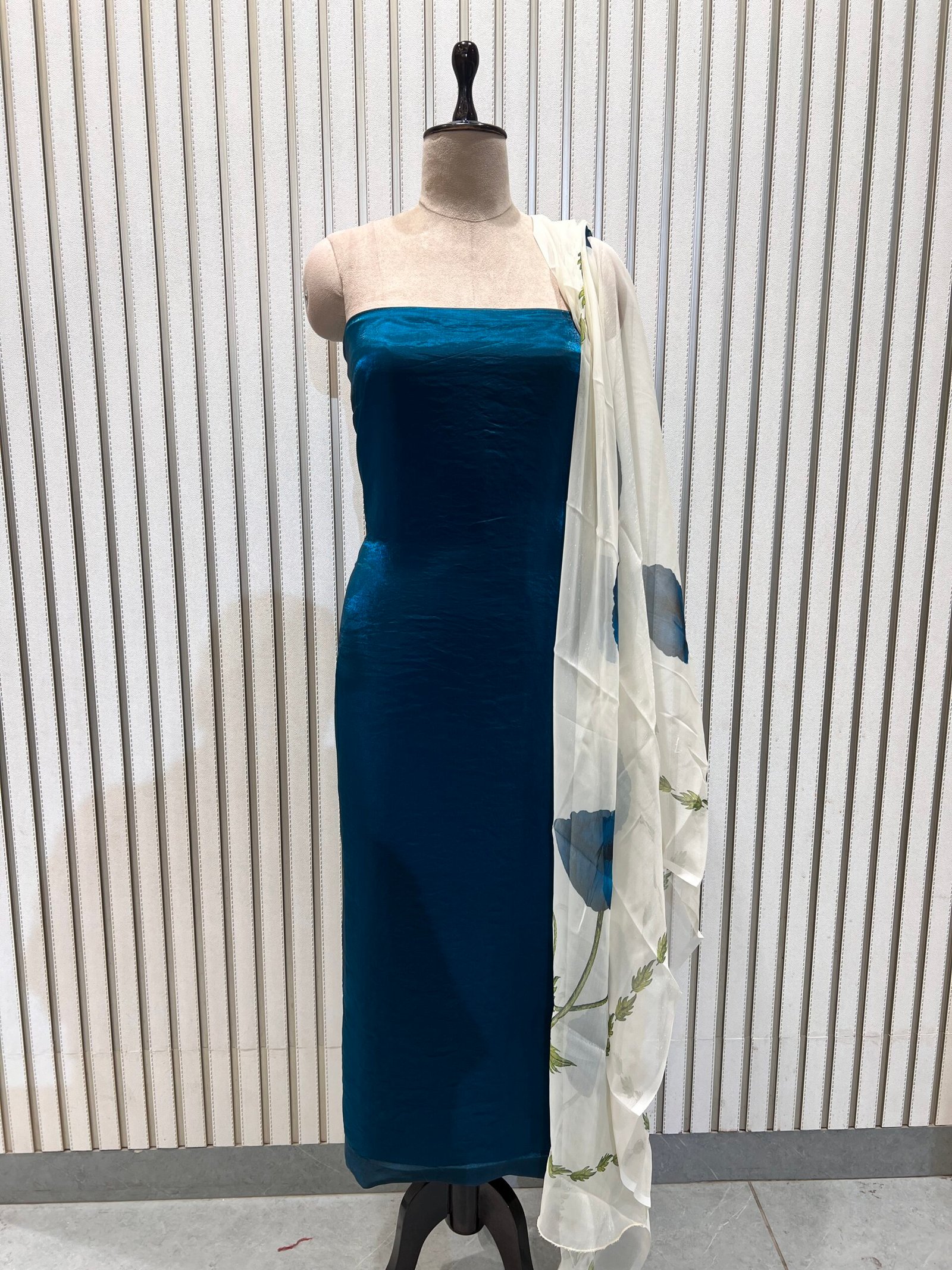 Women’s Fendy Silk Suit Set (Teal Blue)
